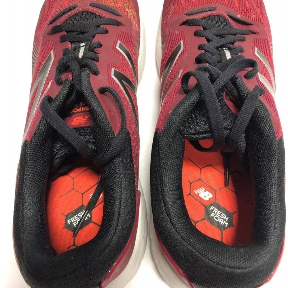 New Balance Men's Fresh Foam Cross Trainer V1 Red Sneaker, Size 11D